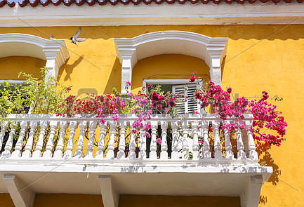 Come arredare il balcone di casa: Guide e consigli utili